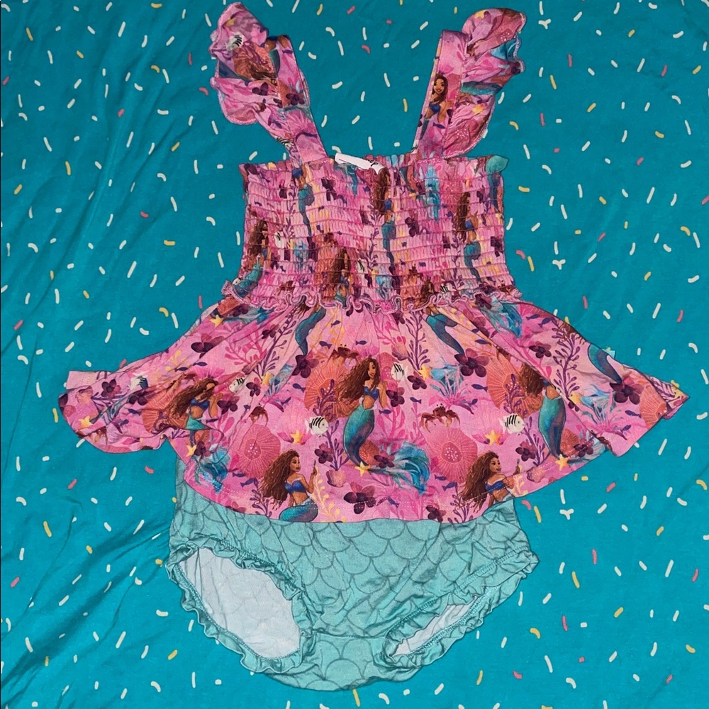 Posh Peanut Ariel smocked bummie set 18-24 months
